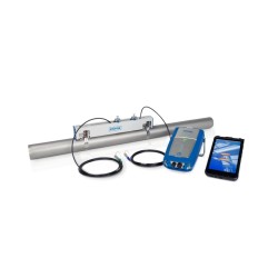 OPTISONIC 6300 P with tablet – Version for V-mode measurement on pipe sizes up to DN250 / 10”